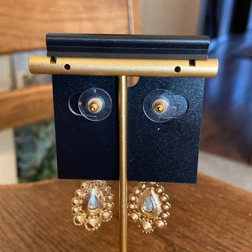 Saks Fifth Avenue Emerald Green Crystal & Rhinestone Dangle Earrings NWT